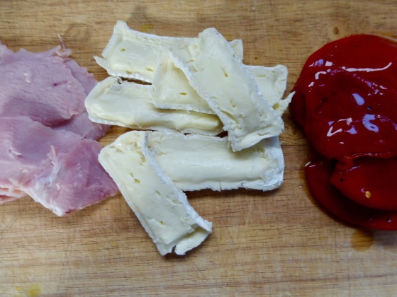04-sliced-gammon-brie-and-peppers